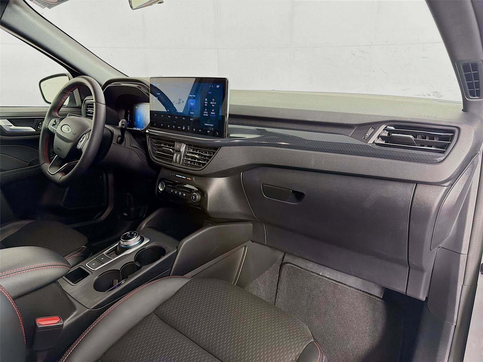Used 2025 Ford Escape ST-Line Select w/ Tech Pack #1 AWD/4WD image 27