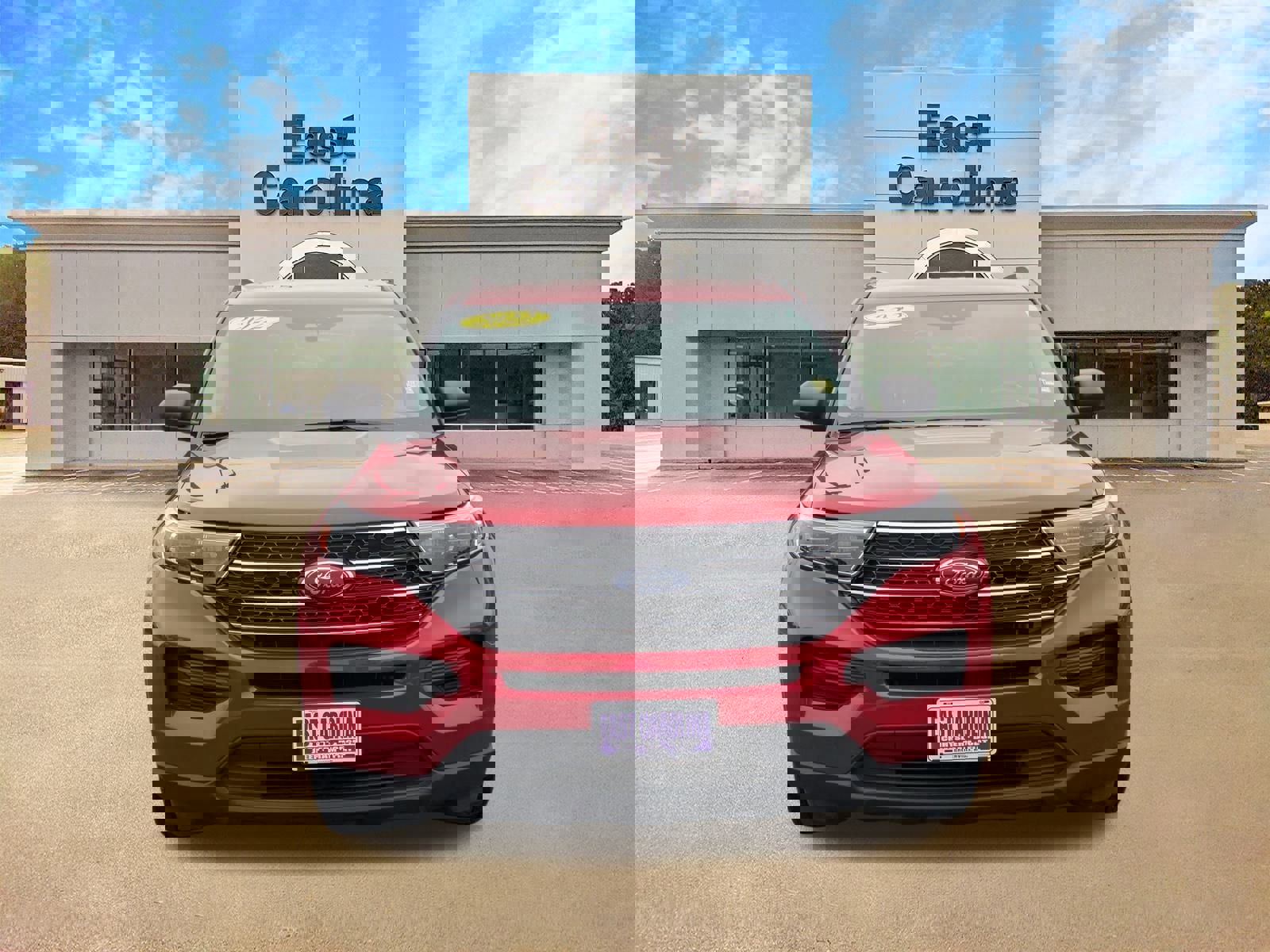 Used 2022 Ford Explorer XLT image 8