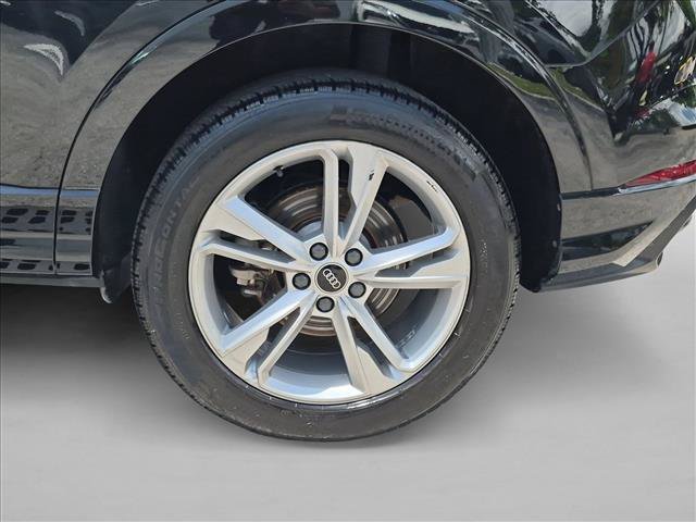 Used 2022 Audi Q3 2.0T Premium Plus w/ Premium Plus Package AWD/4WD image 24