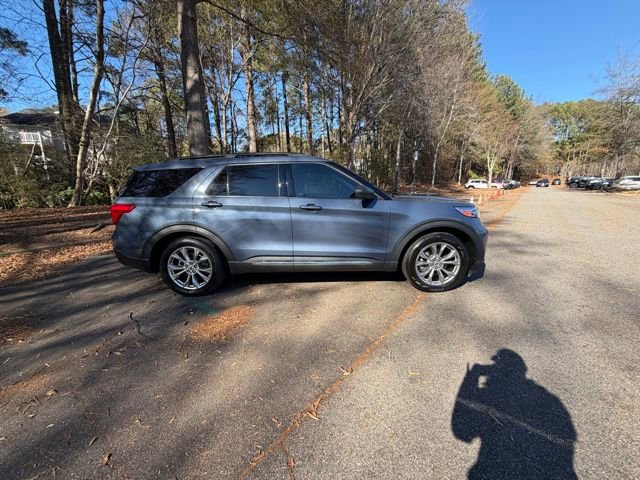 Certified 2021 Ford Explorer XLT w/ Equipment Group 202A image 17