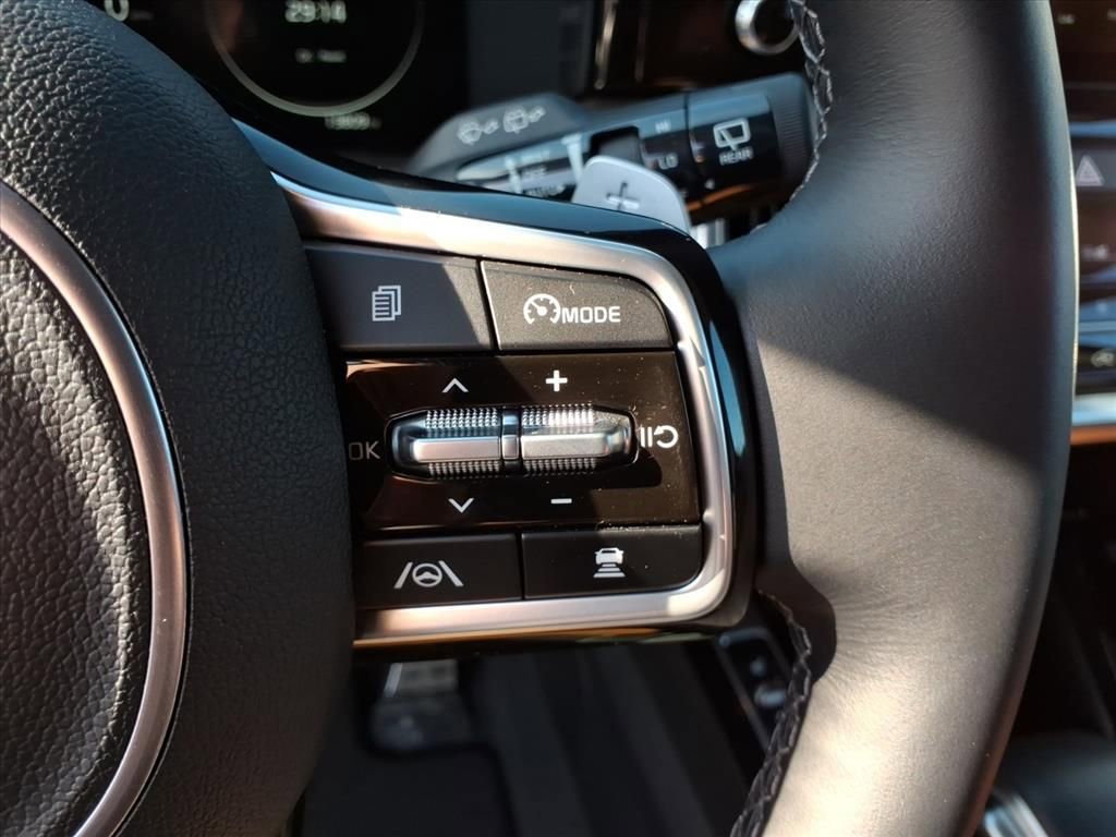 Used 2023 Kia Sorento SX Prestige image 24