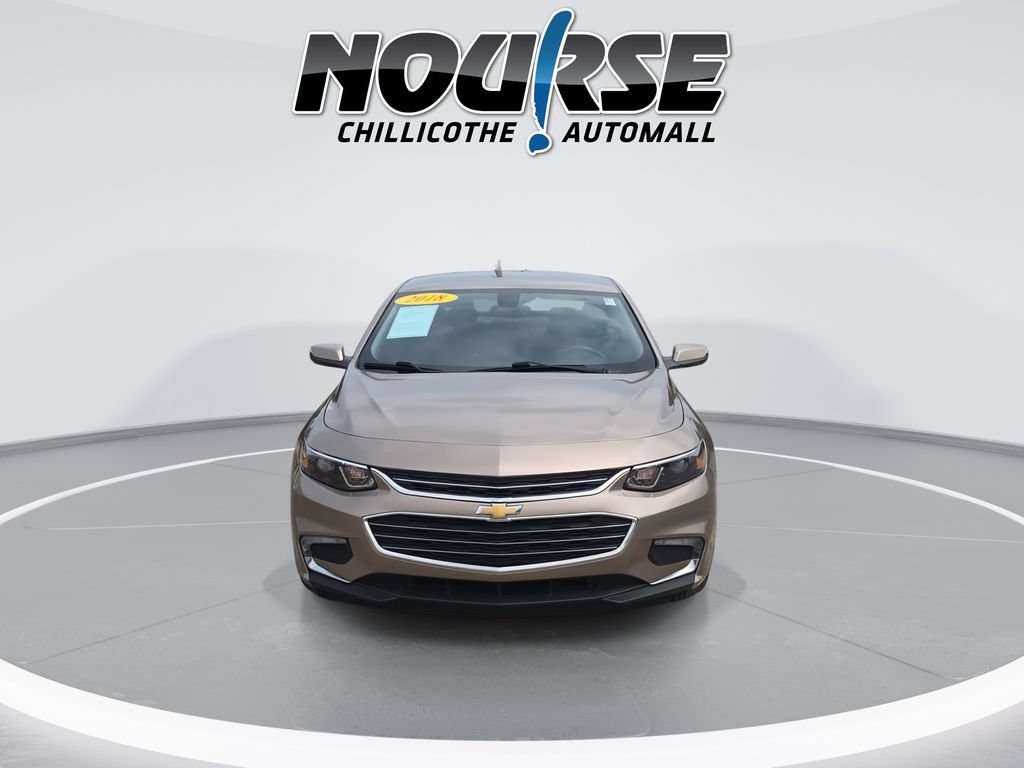 Used 2018 Chevrolet Malibu LT FWD image 3