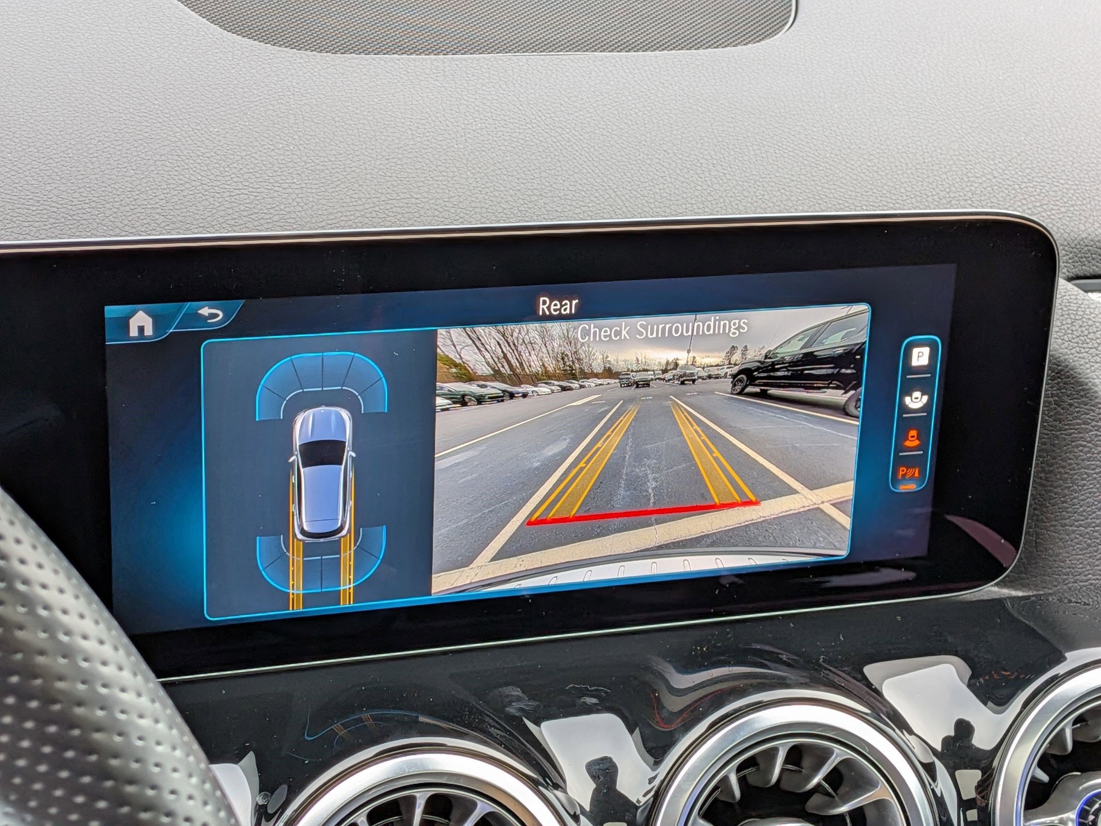 Used 2024 Mercedes-Benz GLA 35 AMG 4MATIC image 25