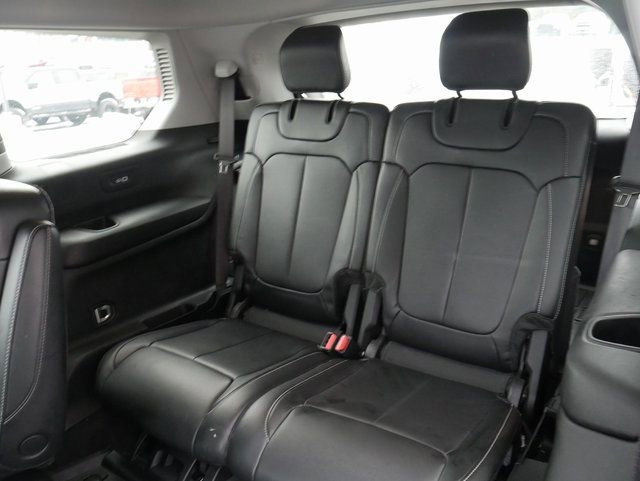 Used 2023 Jeep Grand Cherokee L Limited image 25