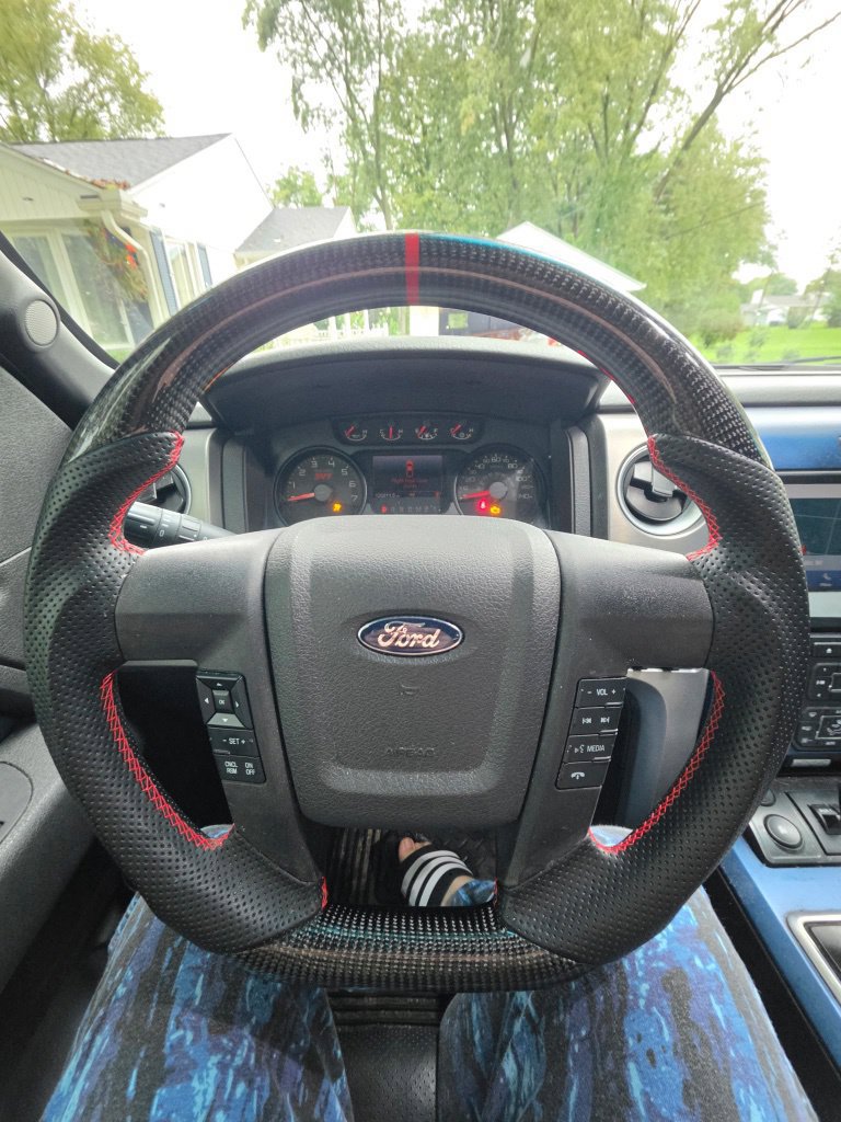 Used 2014 Ford F150 Raptor w/ Equipment Group 801A Luxury AWD/4WD image 28