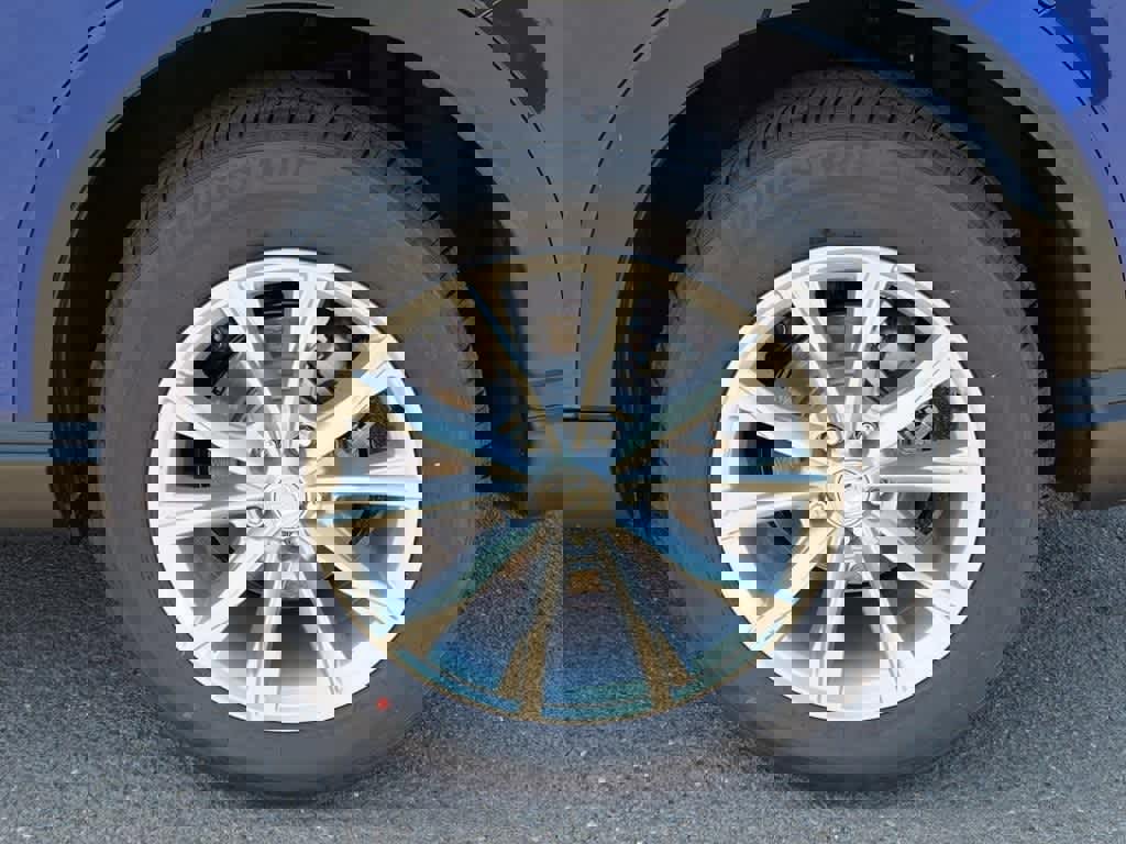 New 2025 Honda CR-V EX image 9