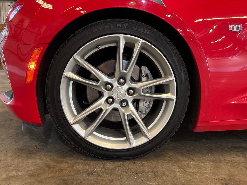 Used 2019 Chevrolet Camaro SS RWD image 25