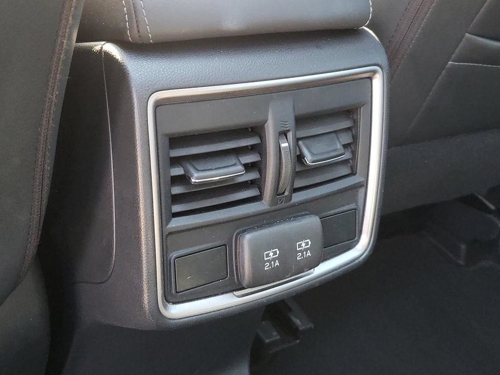 Used 2020 Subaru Forester Limited w/ Popular Package #3 AWD/4WD image 16