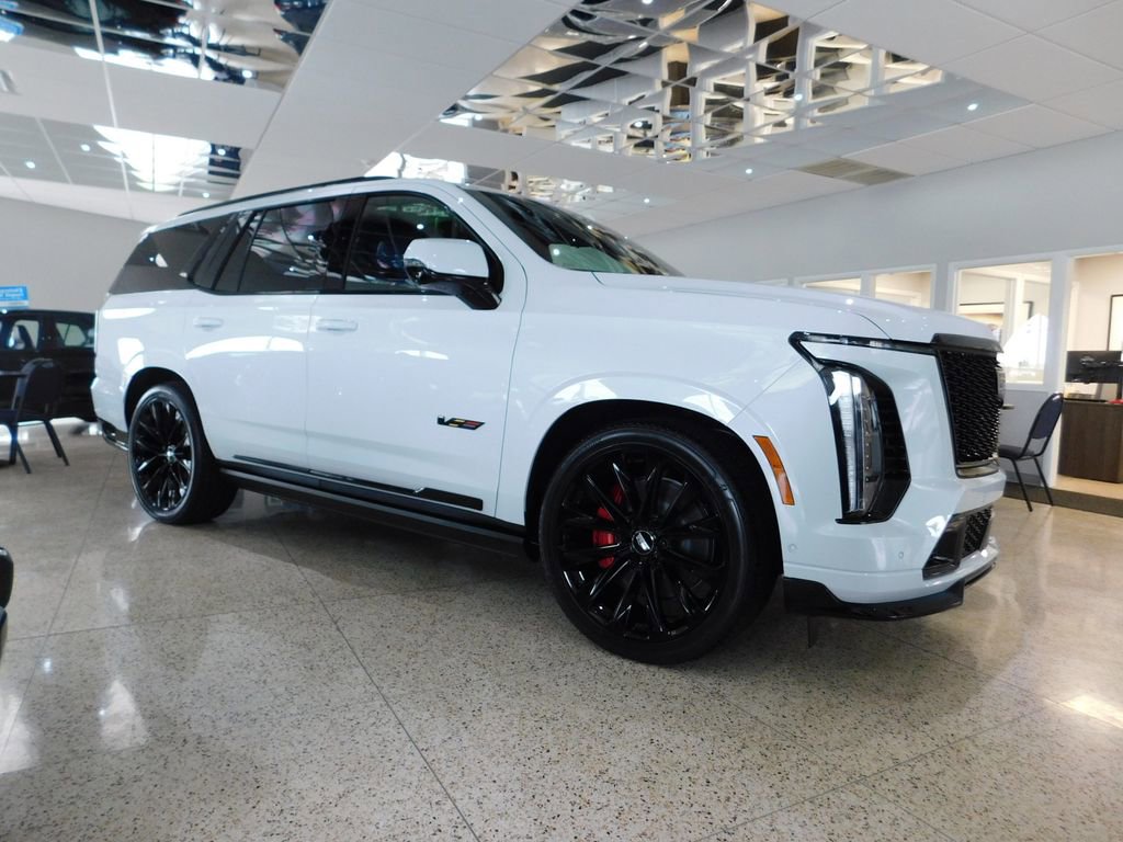 Used 2026 Cadillac Escalade V AWD/4WD image 7