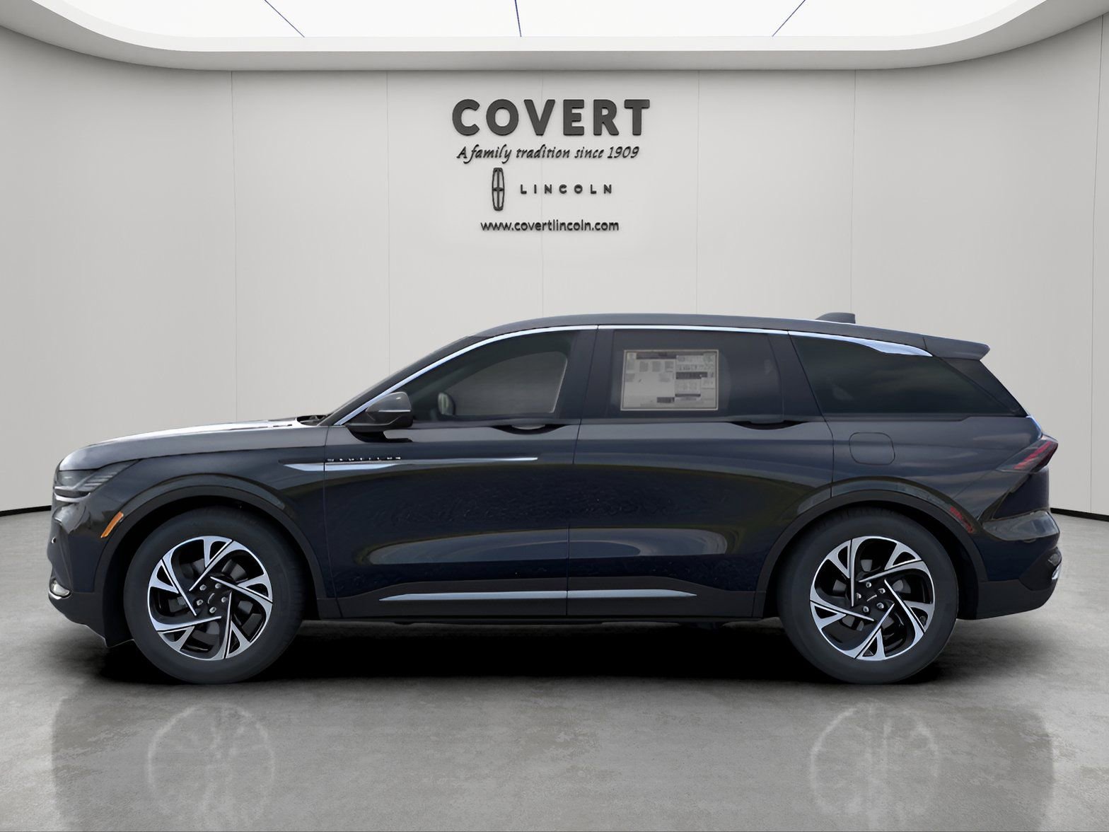 New 2026 Lincoln Nautilus Premier image 2