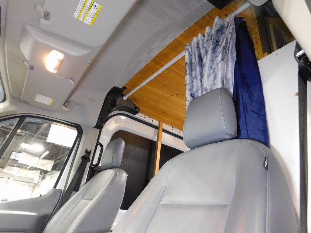 Used 2019 Ford Transit 250 148 Medium Roof RWD image 30