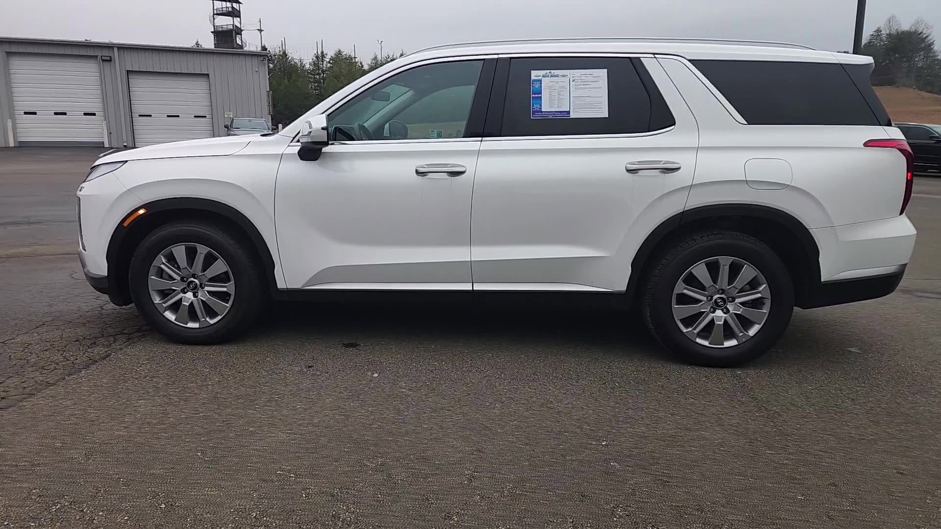 Used 2025 Hyundai Palisade SEL image 17