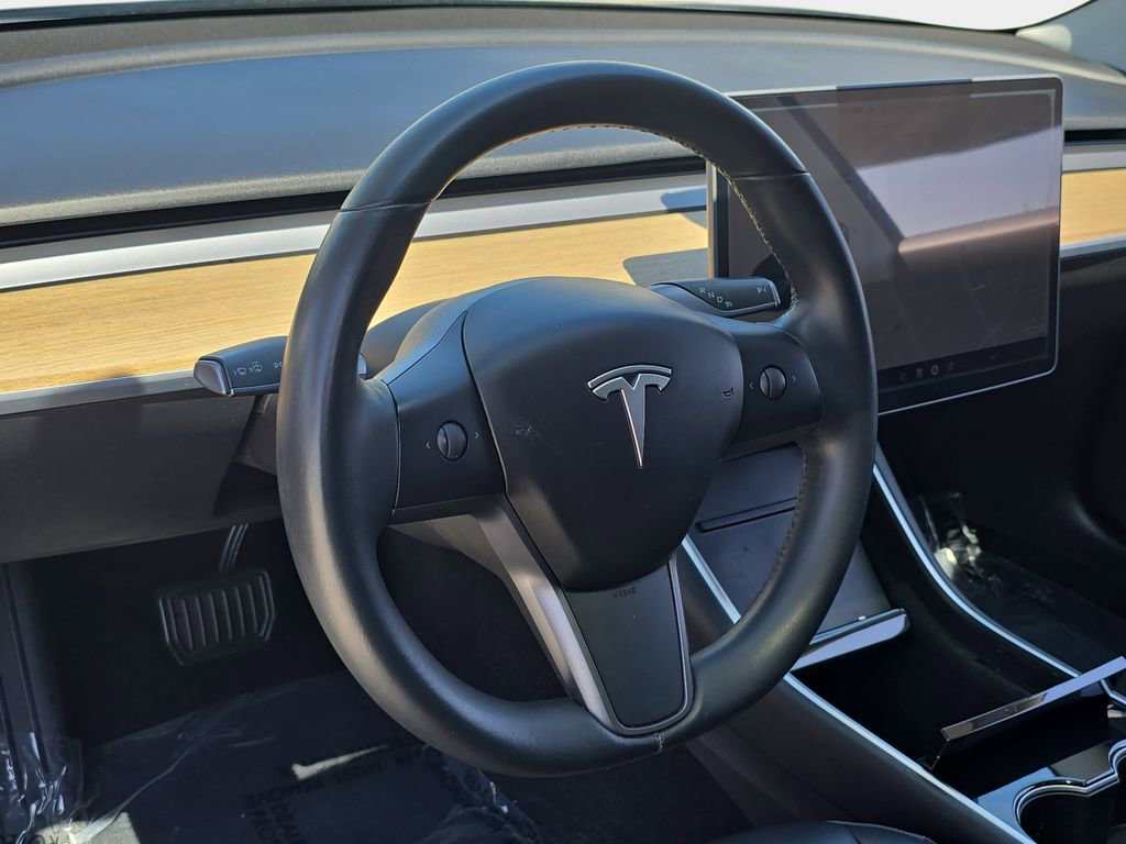 Used 2018 Tesla Model 3 Long Range RWD image 18