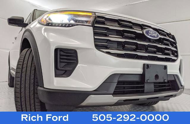 Certified 2025 Ford Explorer Active image 24