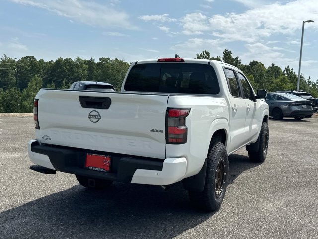 New 2026 Nissan Frontier SV w/ Tow Package AWD/4WD image 4
