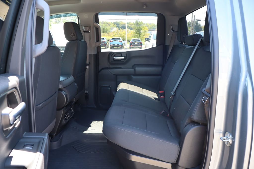 Used 2025 Chevrolet Silverado 1500 Custom Trail Boss w/ LPO, Dark Essentials Package image 41