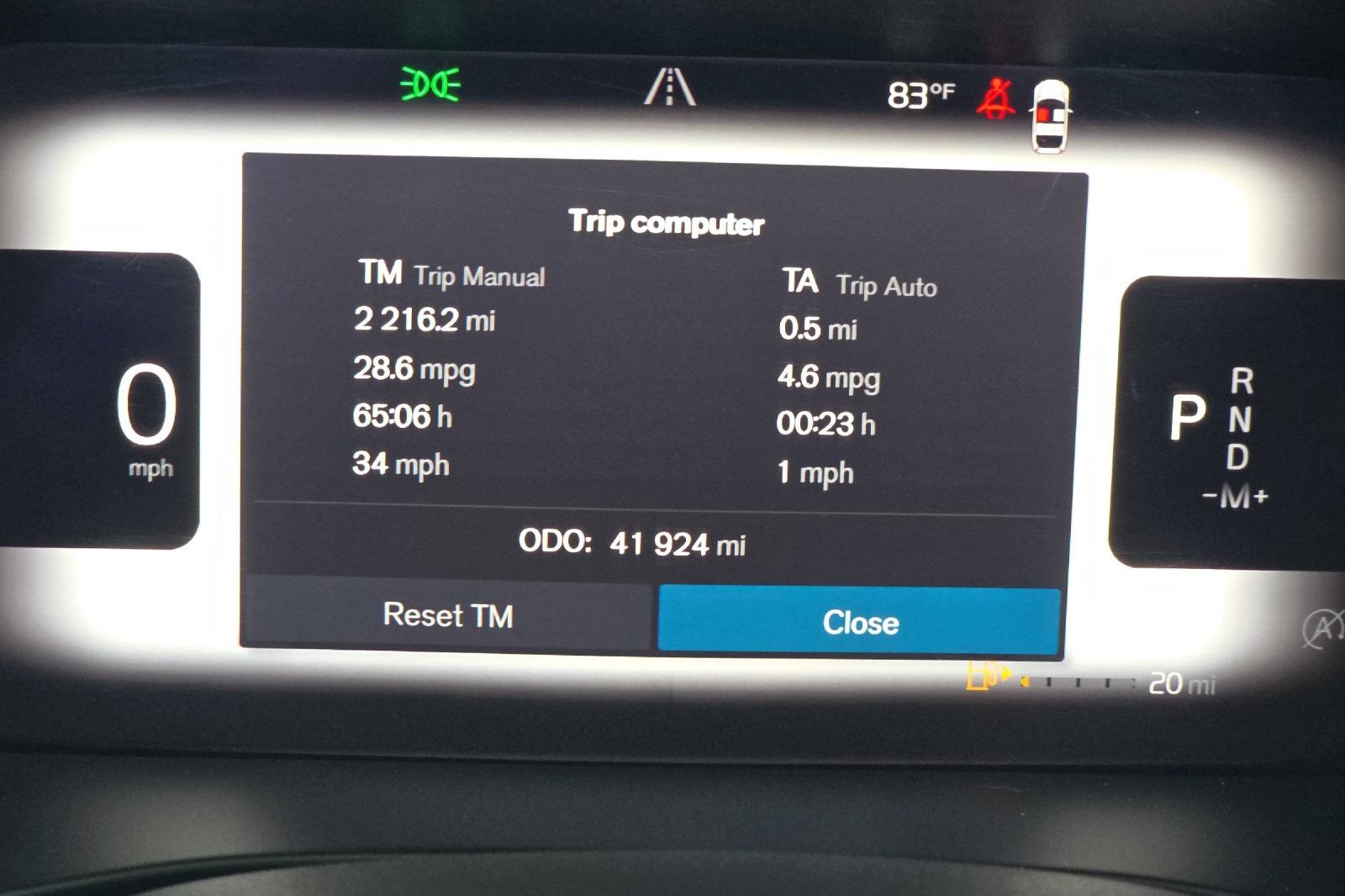 Used 2023 Volvo XC40 B5 Ultimate AWD/4WD image 31