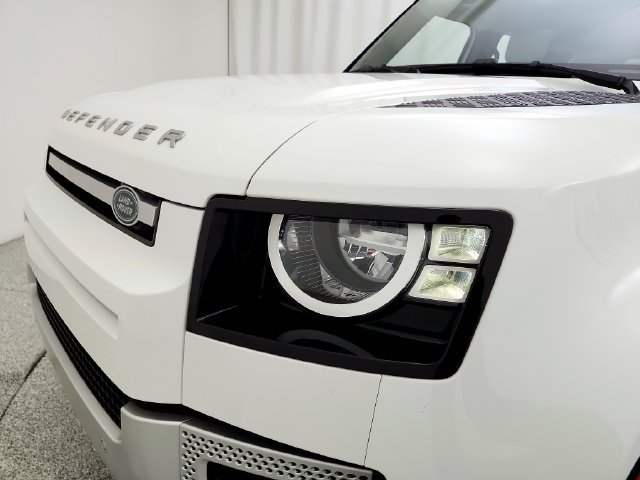 Certified 2023 Land Rover Defender 110 S AWD/4WD image 32