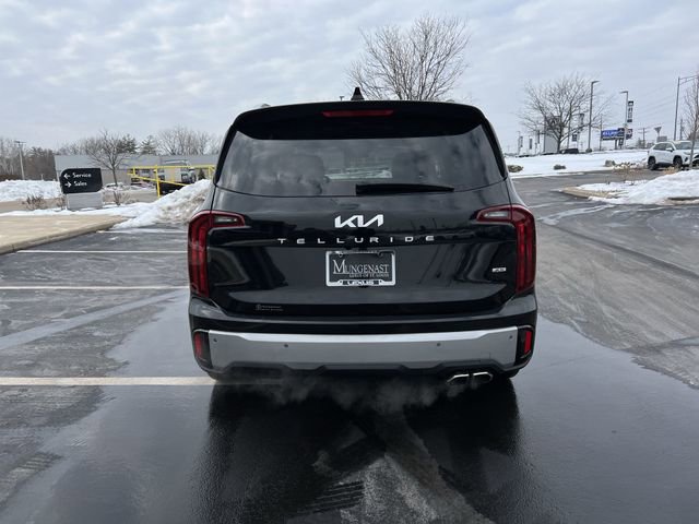 Used 2024 Kia Telluride S w/ S Sunroof Package image 4