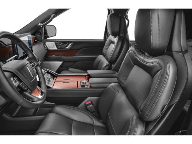 Certified 2024 Lincoln Navigator Premiere AWD/4WD image 9