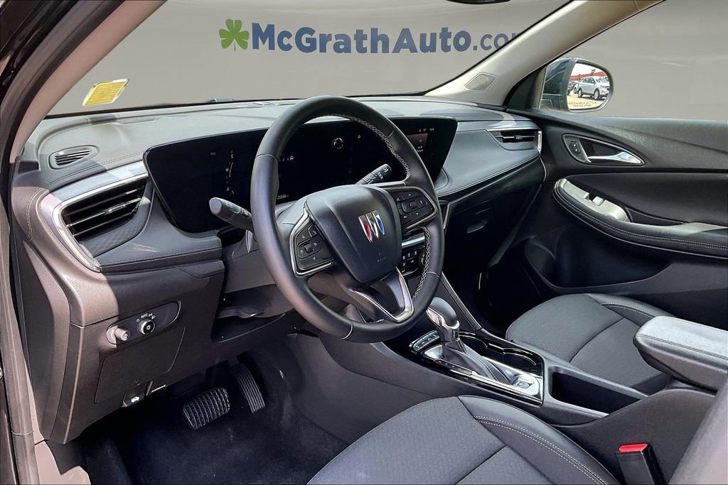 Used 2025 Buick Encore GX Preferred AWD/4WD image 15
