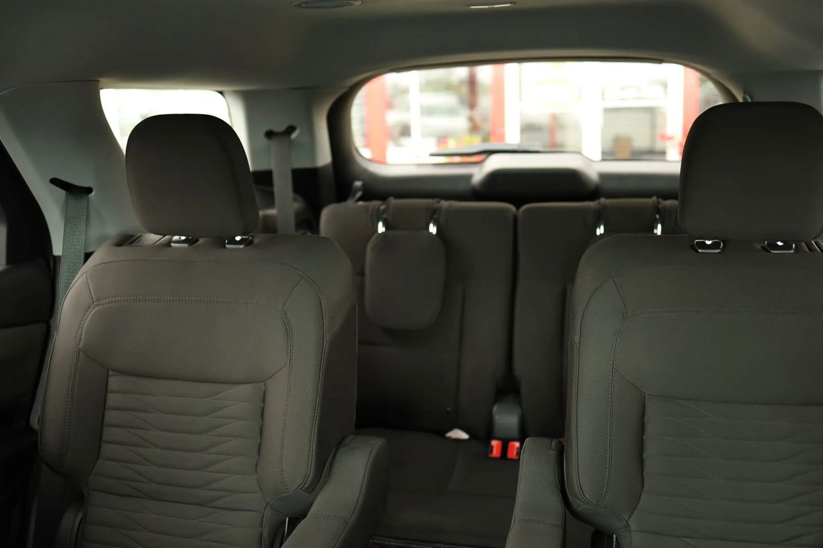 Used 2020 Ford Explorer XLT w/ Comfort Package image 26