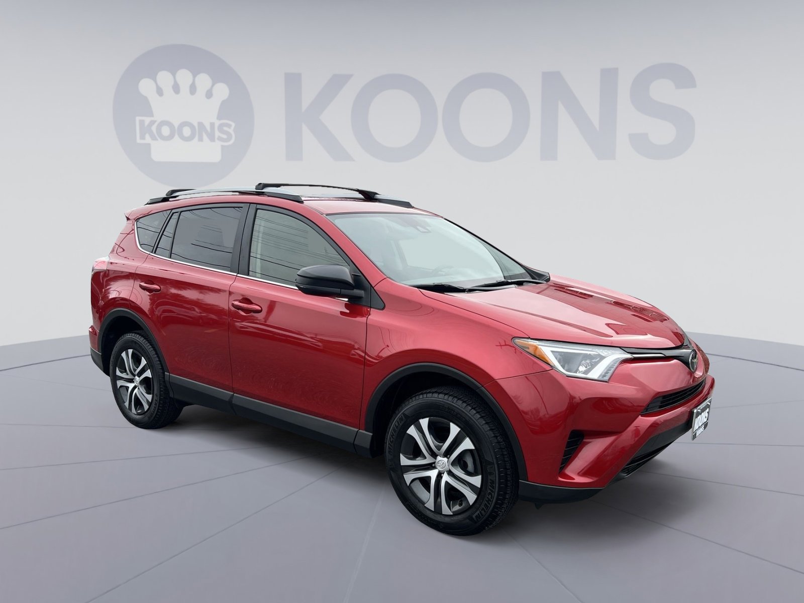 Used 2017 Toyota RAV4 LE image 10