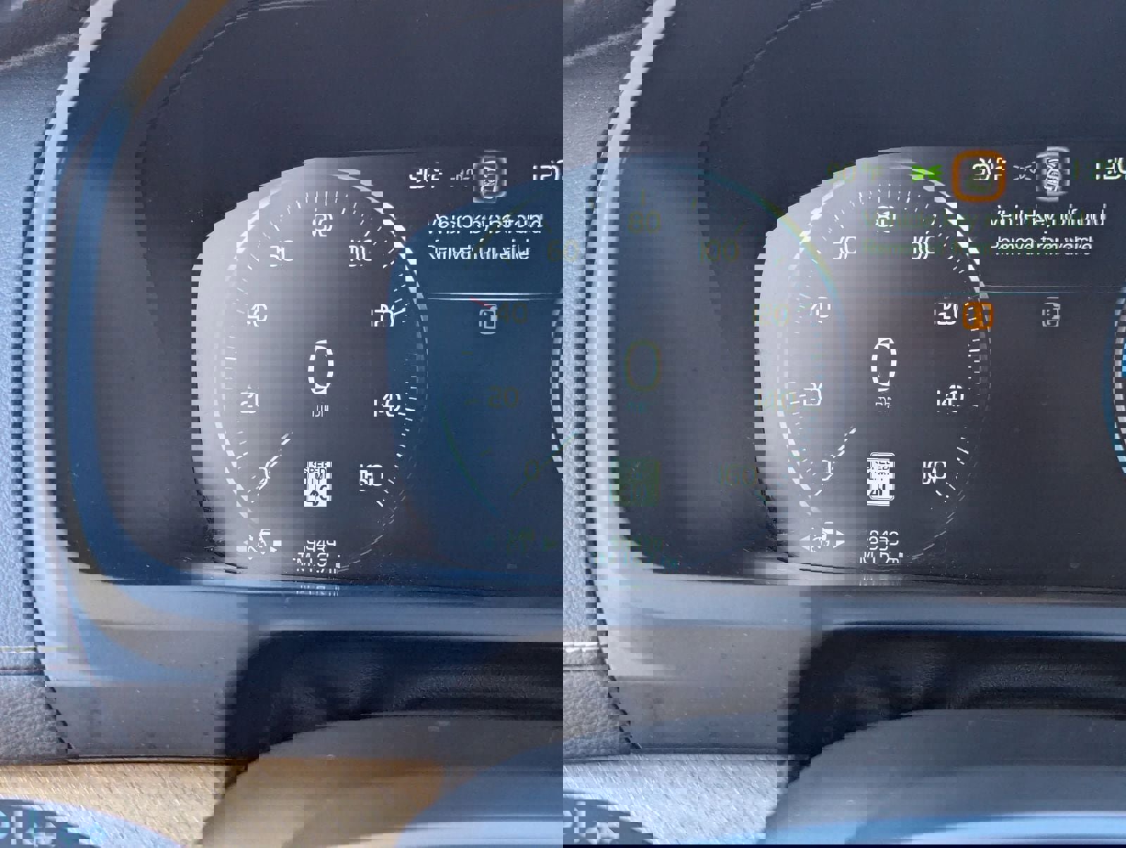 Used 2018 Volvo XC90 T8 Inscription w/ Luxury Package image 30