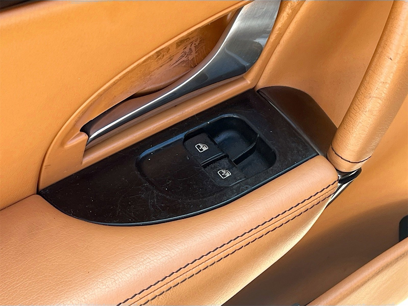 Used 2017 Maserati GranTurismo Sport image 18