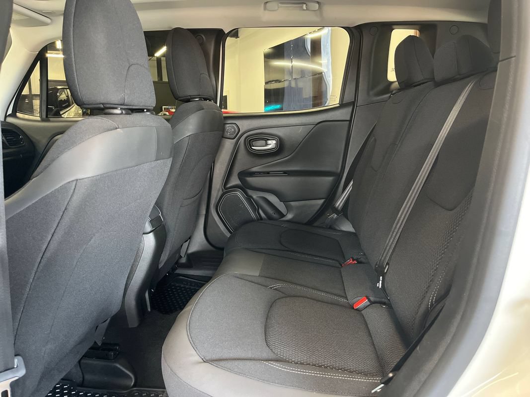 Used 2023 Jeep Renegade Altitude w/ Sun/Sound Group AWD/4WD image 40
