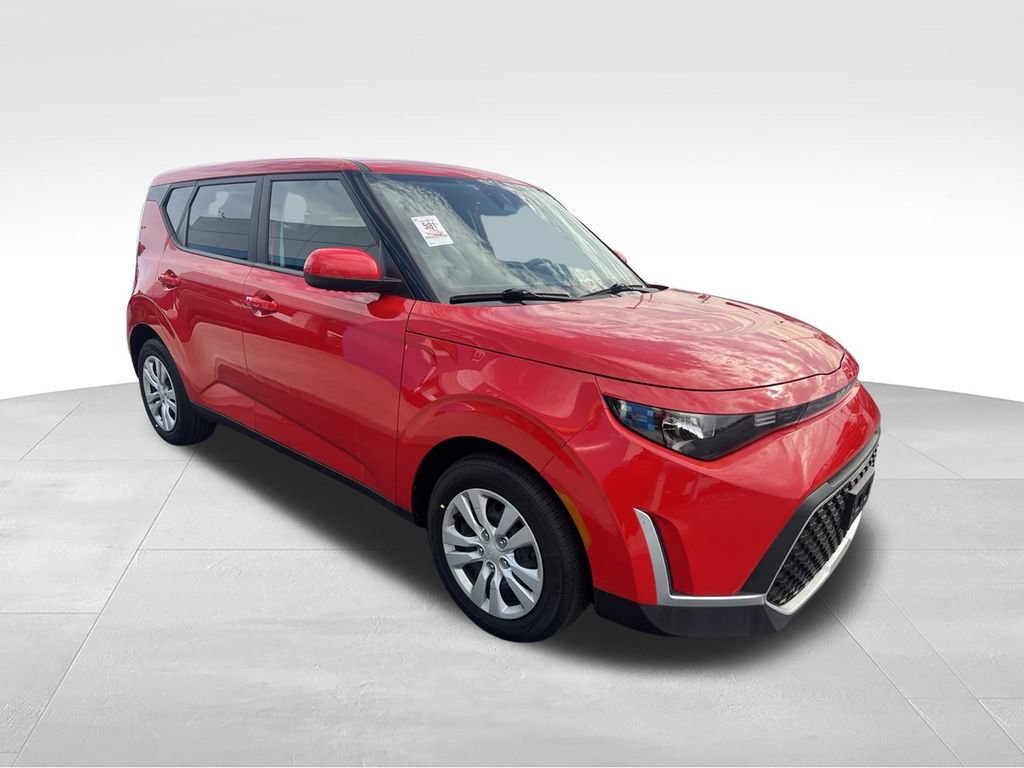 Used 2023 Kia Soul LX FWD image 15