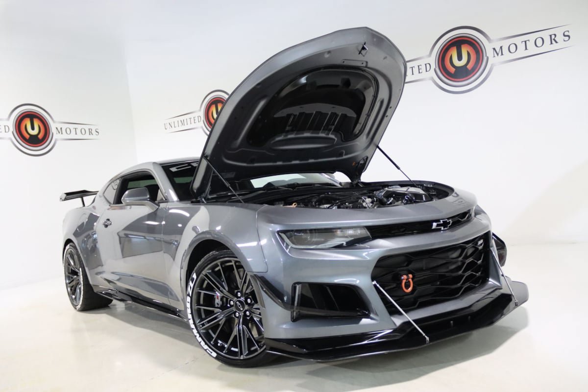Used 2022 Chevrolet Camaro ZL1 RWD image 71