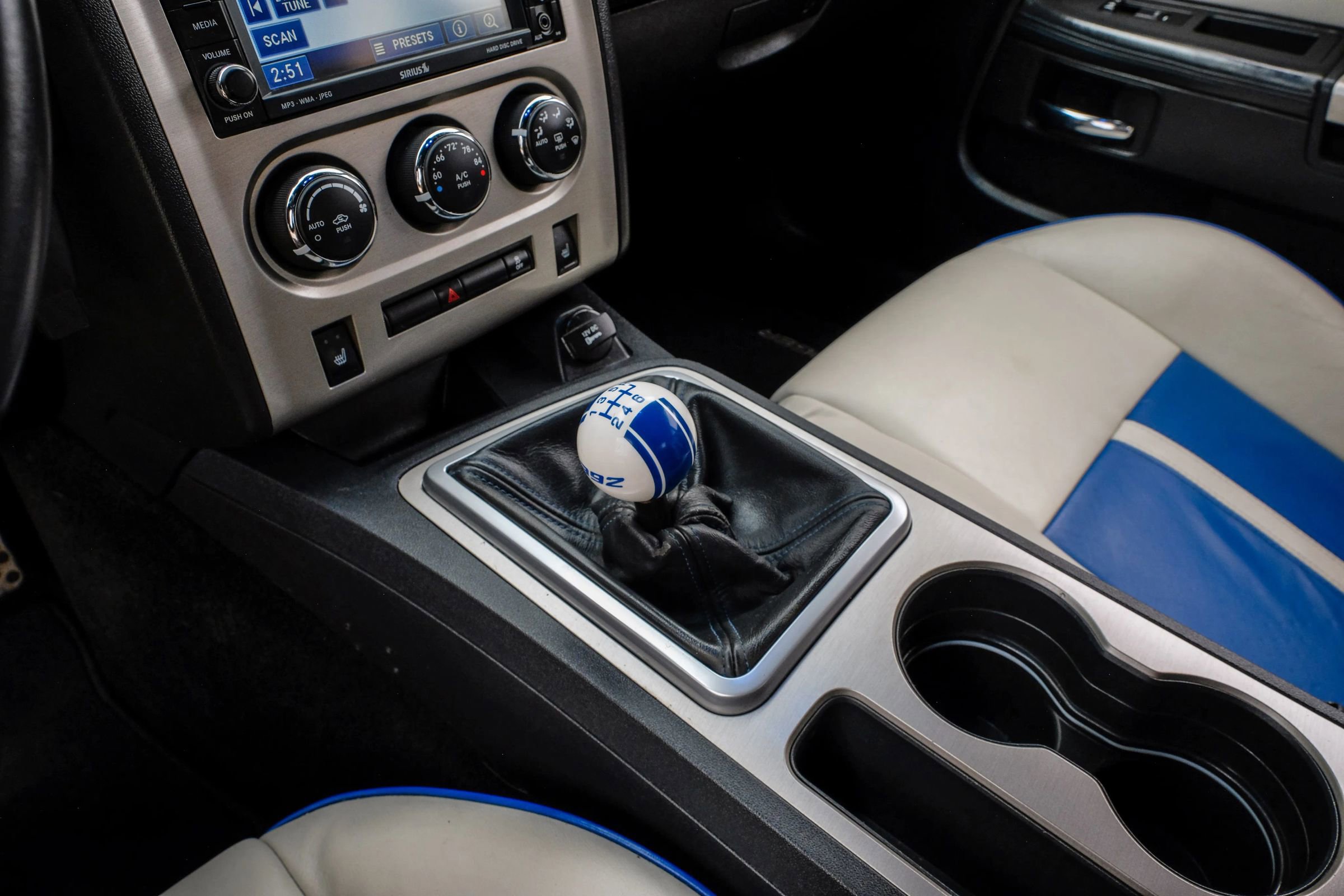 Used 2011 Dodge Challenger SRT8 RWD image 28