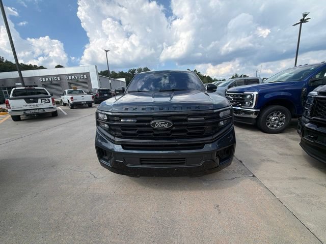 Used 2025 Ford Expedition Max Platinum w/ Stealth Appearance Package AWD/4WD image 5