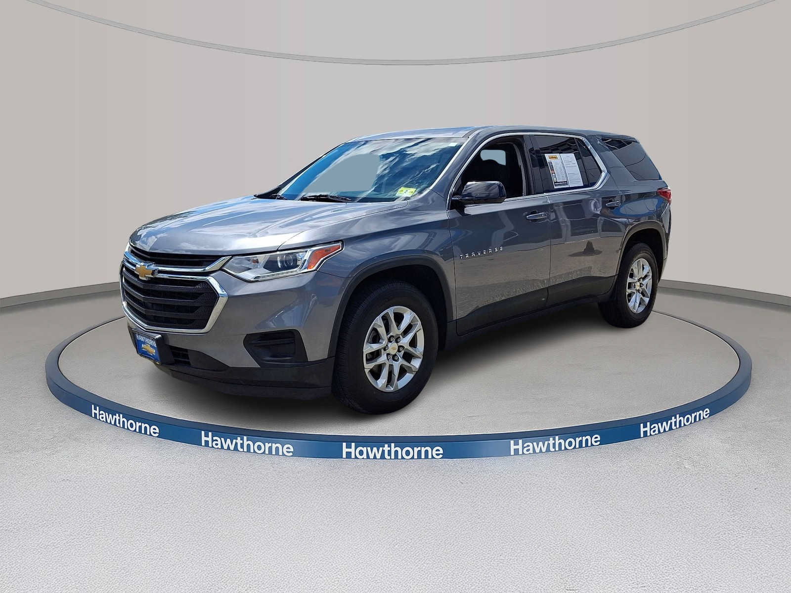 Used 2019 Chevrolet Traverse LS FWD image 3