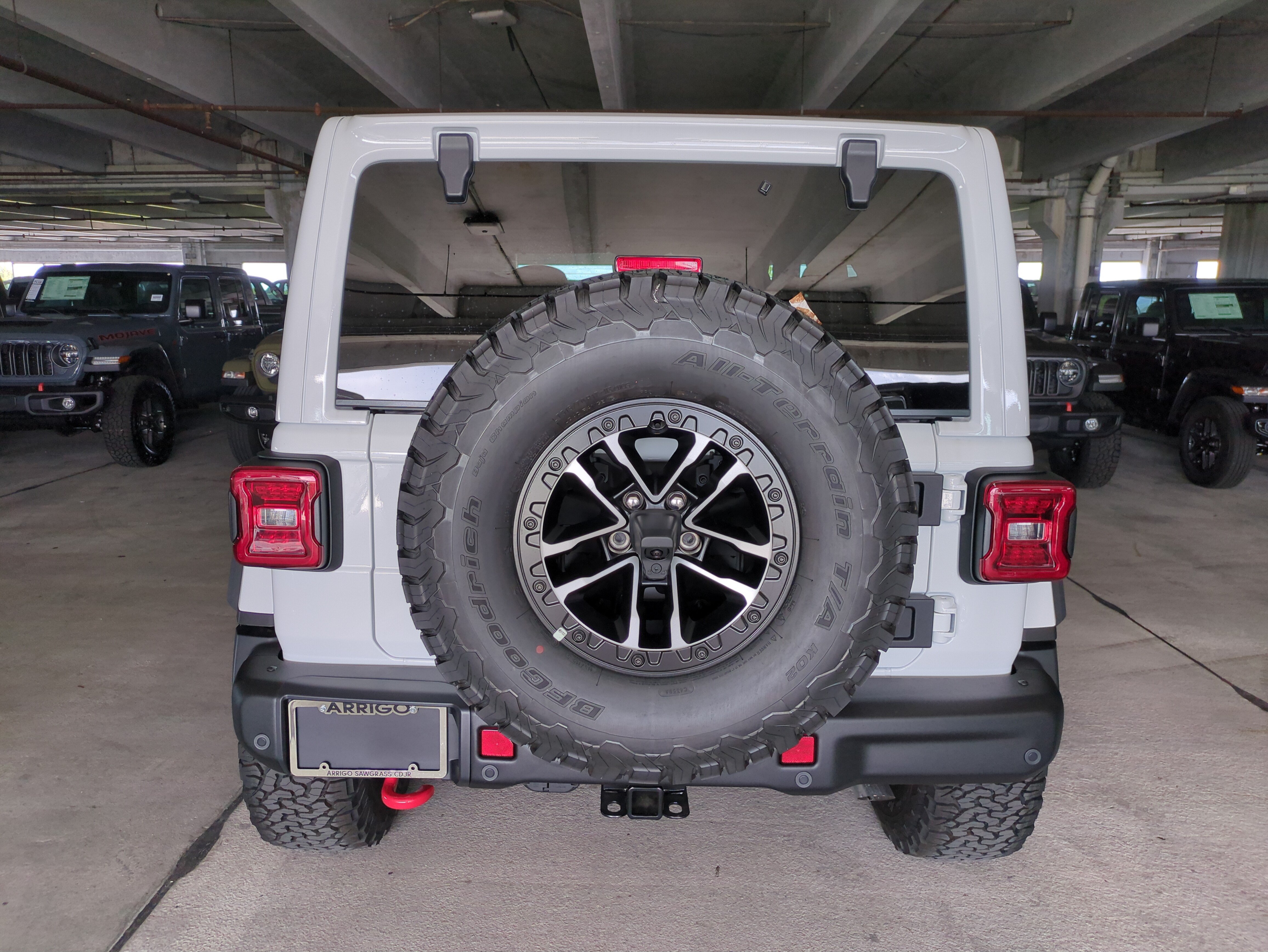 New 2025 Jeep Wrangler Unlimited Rubicon AWD/4WD image 6