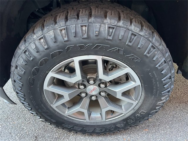 Used 2022 GMC Canyon AT4 w/ Trailering Package image 11