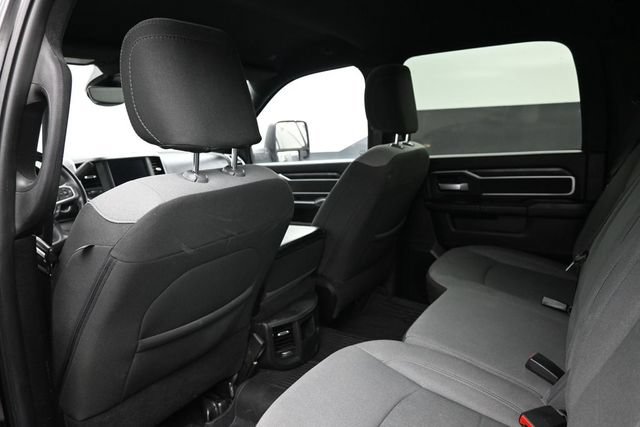 Used 2024 RAM 2500 Big Horn AWD/4WD image 18