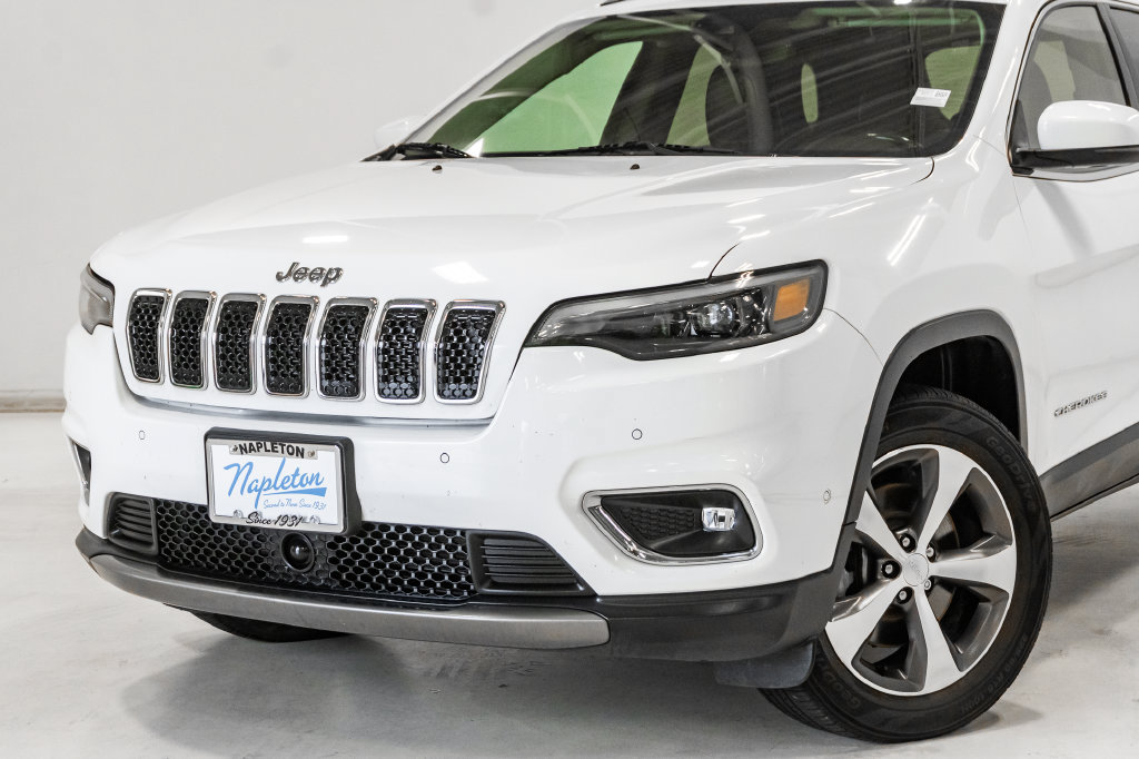 Used 2021 Jeep Cherokee Limited AWD/4WD image 2