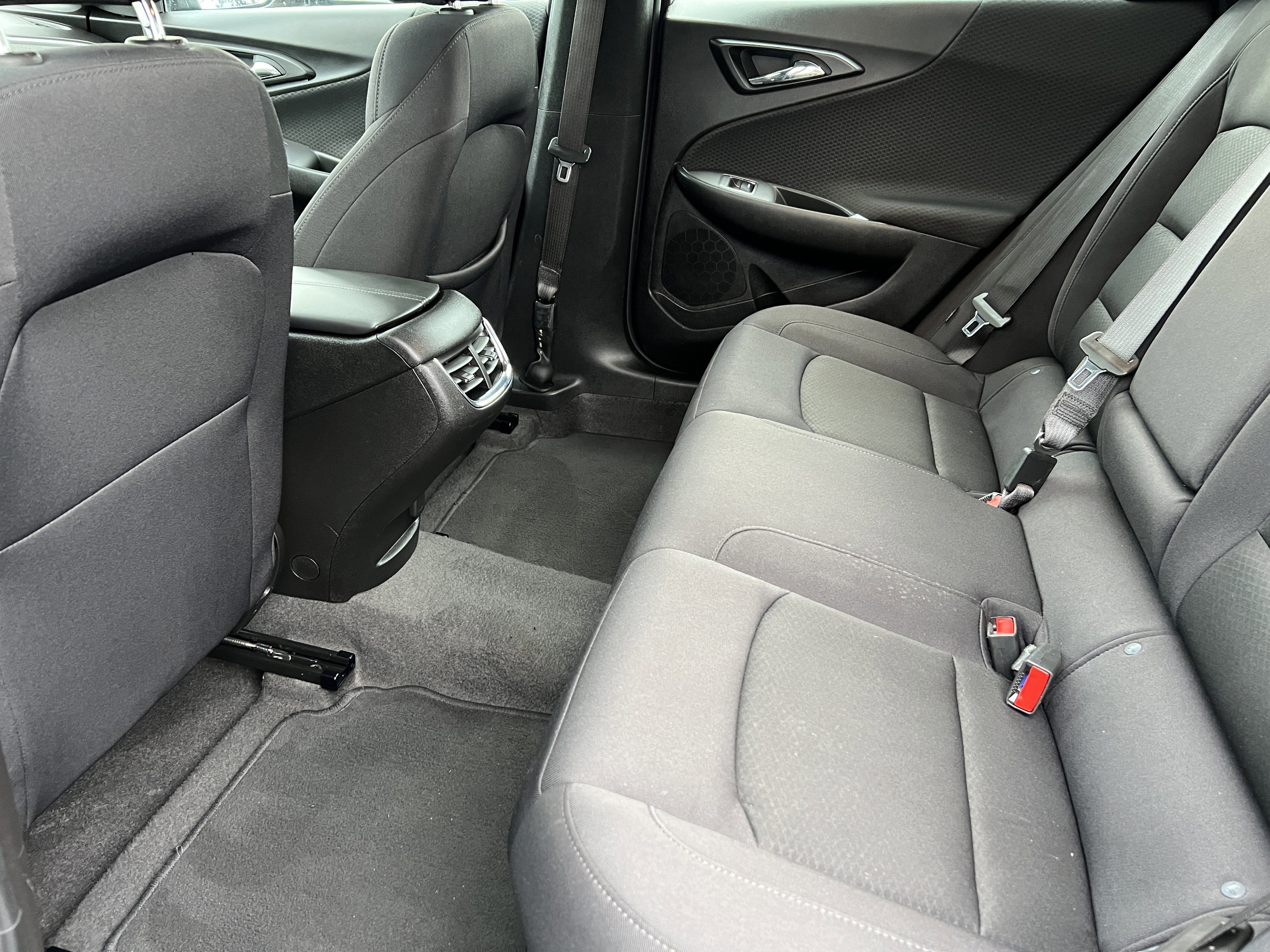 Used 2024 Chevrolet Malibu LT image 16