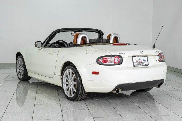 Used 2008 MAZDA MX-5 Miata Grand Touring w/ Premium Pkg RWD image 7
