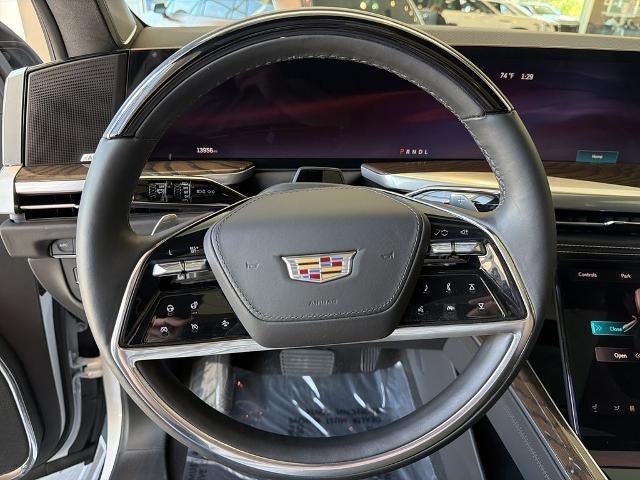 Certified 2026 Cadillac Escalade Platinum Sport w/ LPO, ONYX Package AWD/4WD image 25