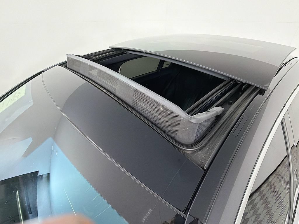 Used 2023 Mercedes-Benz S 500 4MATIC image 23
