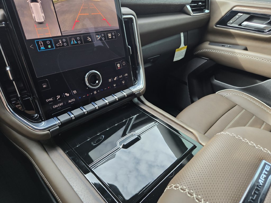New 2027 GMC Yukon Denali Ultimate AWD/4WD image 14