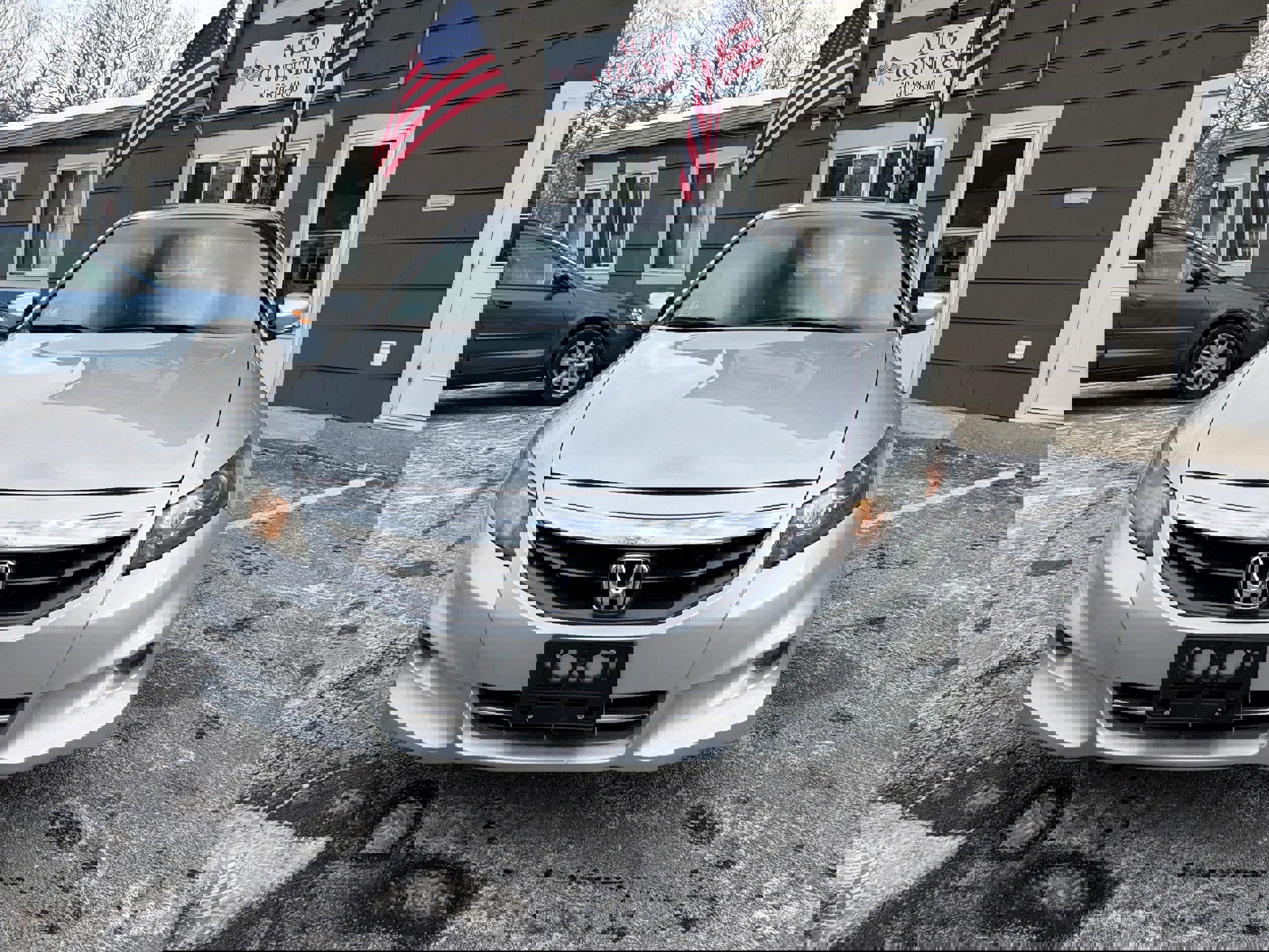 Used 2011 Honda Accord EX image 2