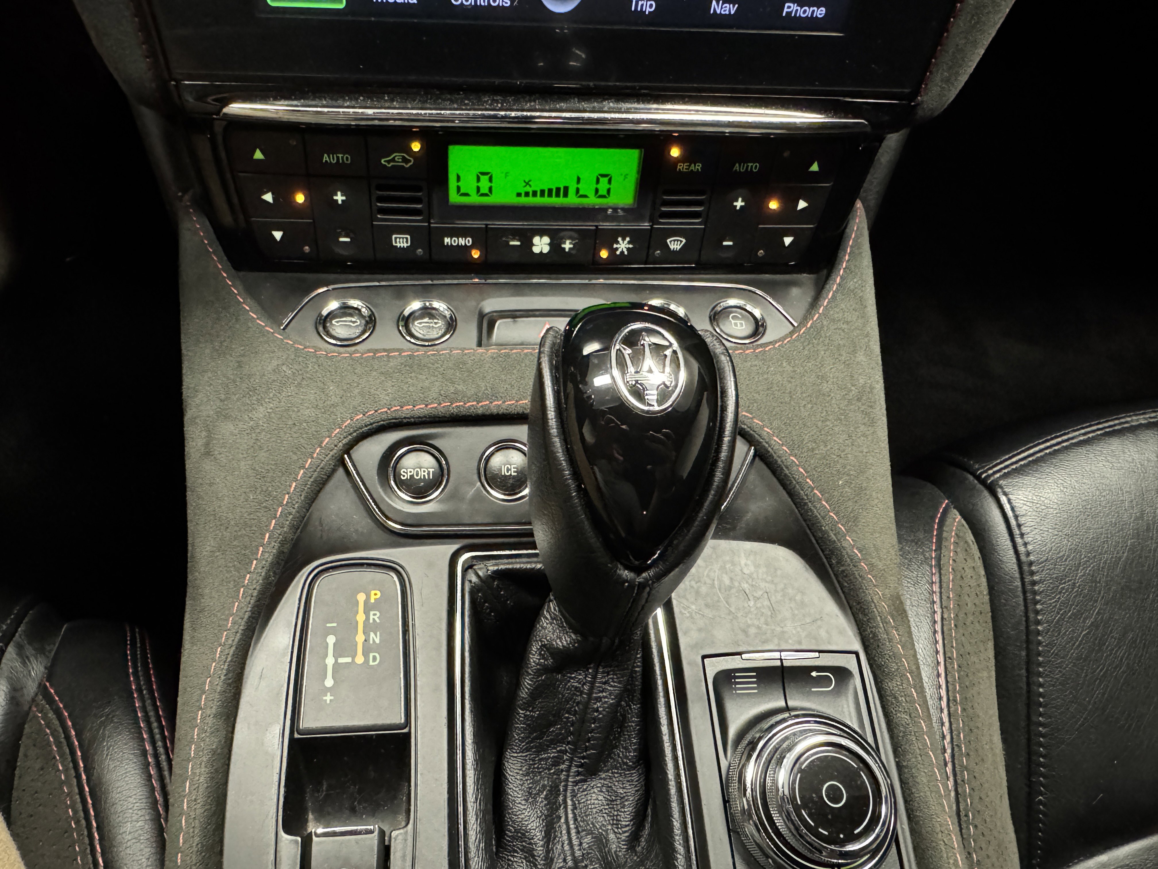 Used 2018 Maserati GranTurismo MC image 28