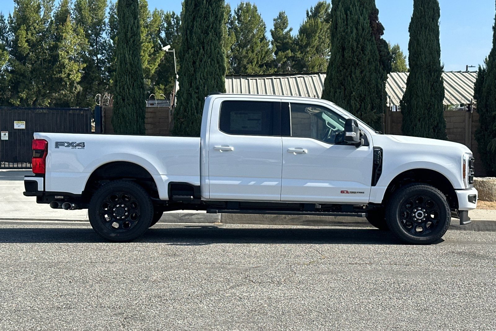 New 2026 Ford F250 Lariat w/ Black Appearance Package AWD/4WD image 3