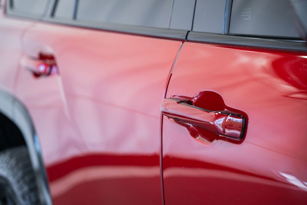 Used 2024 Toyota Sequoia Platinum w/ TRD Off-Road Package AWD/4WD image 18