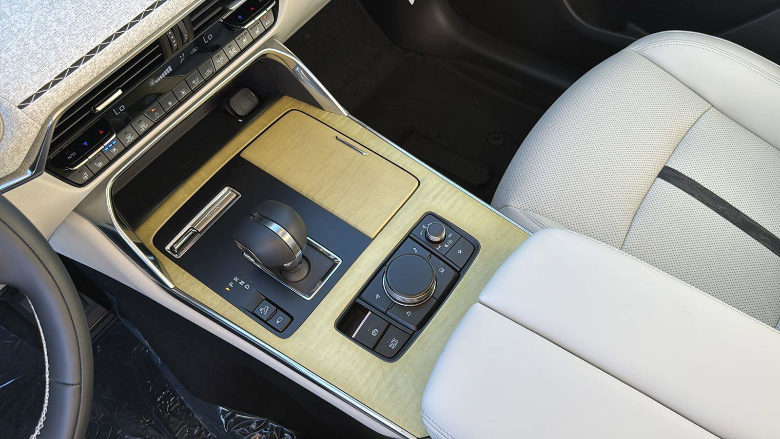 New 2026 MAZDA CX-90 3.3 Turbo S w/ Premium Plus image 16