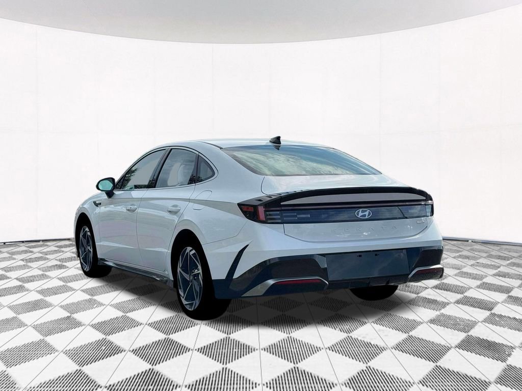 New 2026 Hyundai Sonata SEL AWD/4WD image 8
